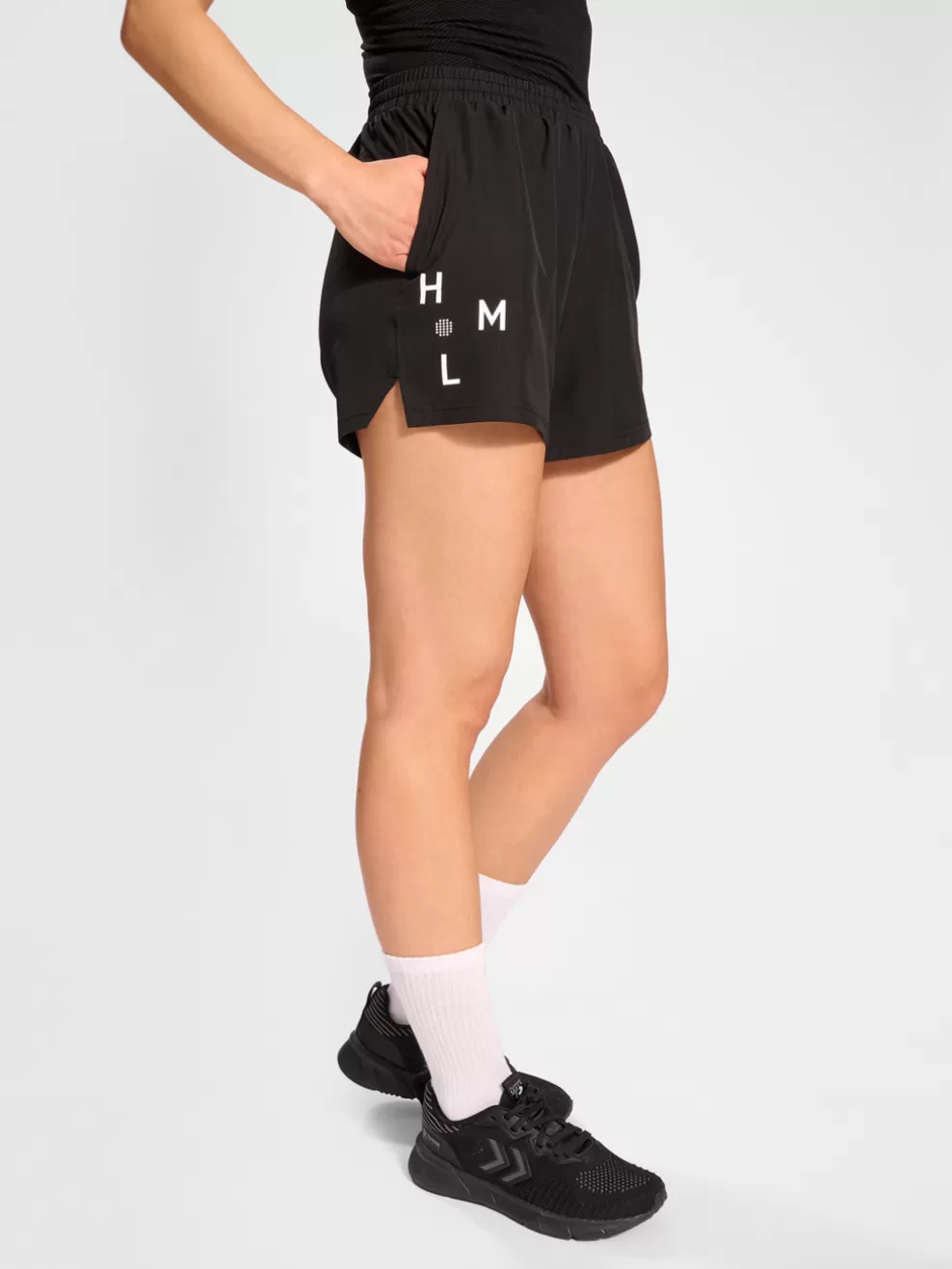 hmlACTIVE COURT WOV SHORTS WOMAN*hummel Sale