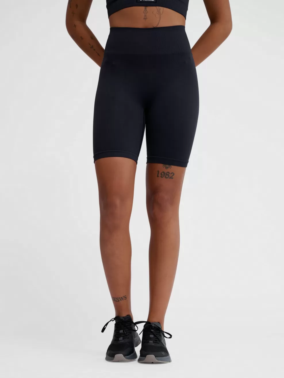 hmlALIVE SEAMLESS HIGH WAIST SHORTS*hummel Discount