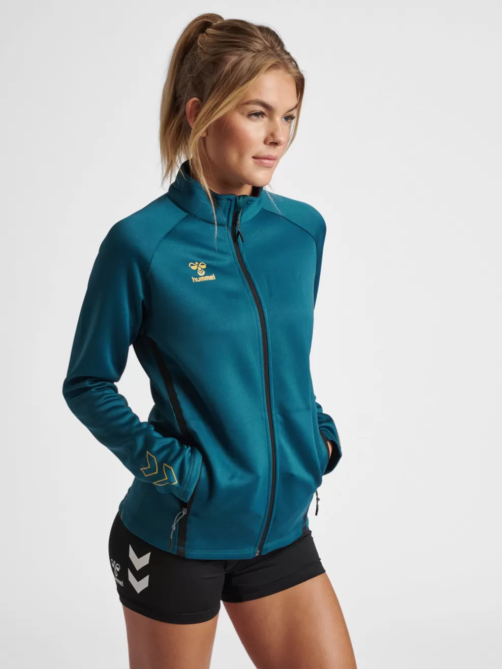 hmlCIMA XK ZIP JACKET WOMAN*hummel Online