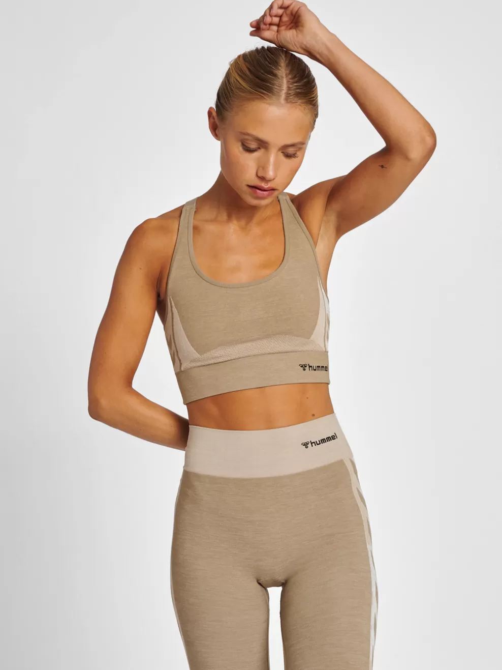 hmlCLEA SEAMLESS SPORTS TOP*hummel Store