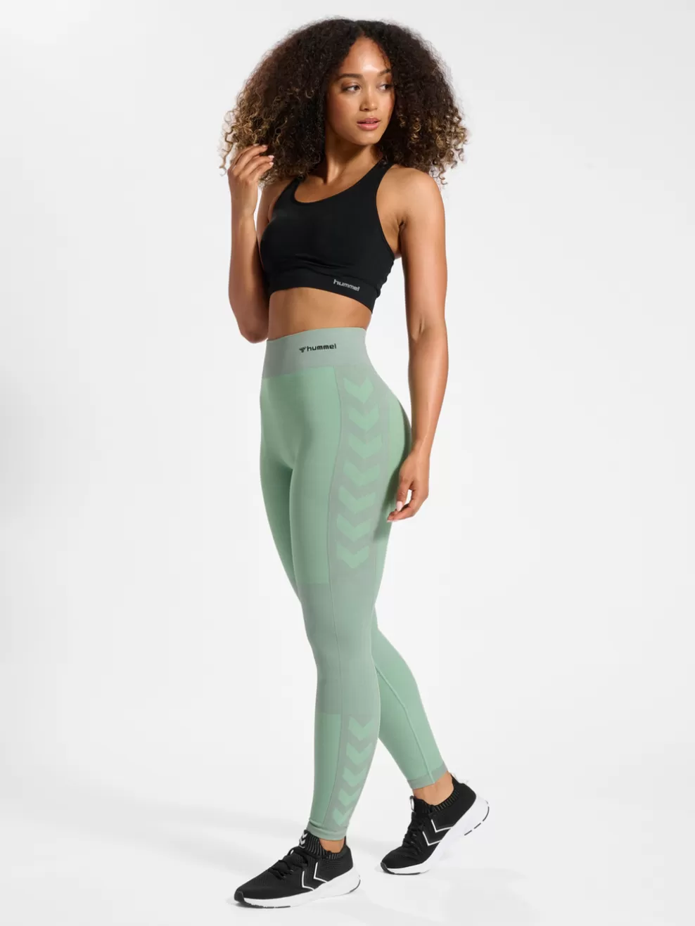 hmlCLEA SEAMLESS MID WAIST TIGHTS*hummel Best