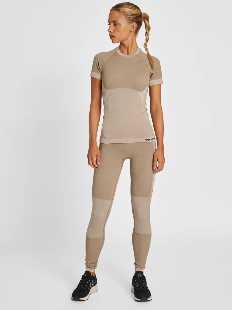 hmlCLEA SEAMLESS TIGHT T-SHIRT*hummel Best Sale