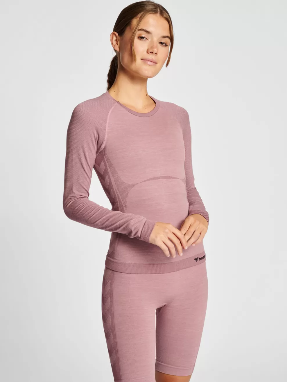 hmlCLEA SEAMLESS TIGHT T-SHIRT L/S*hummel Best Sale