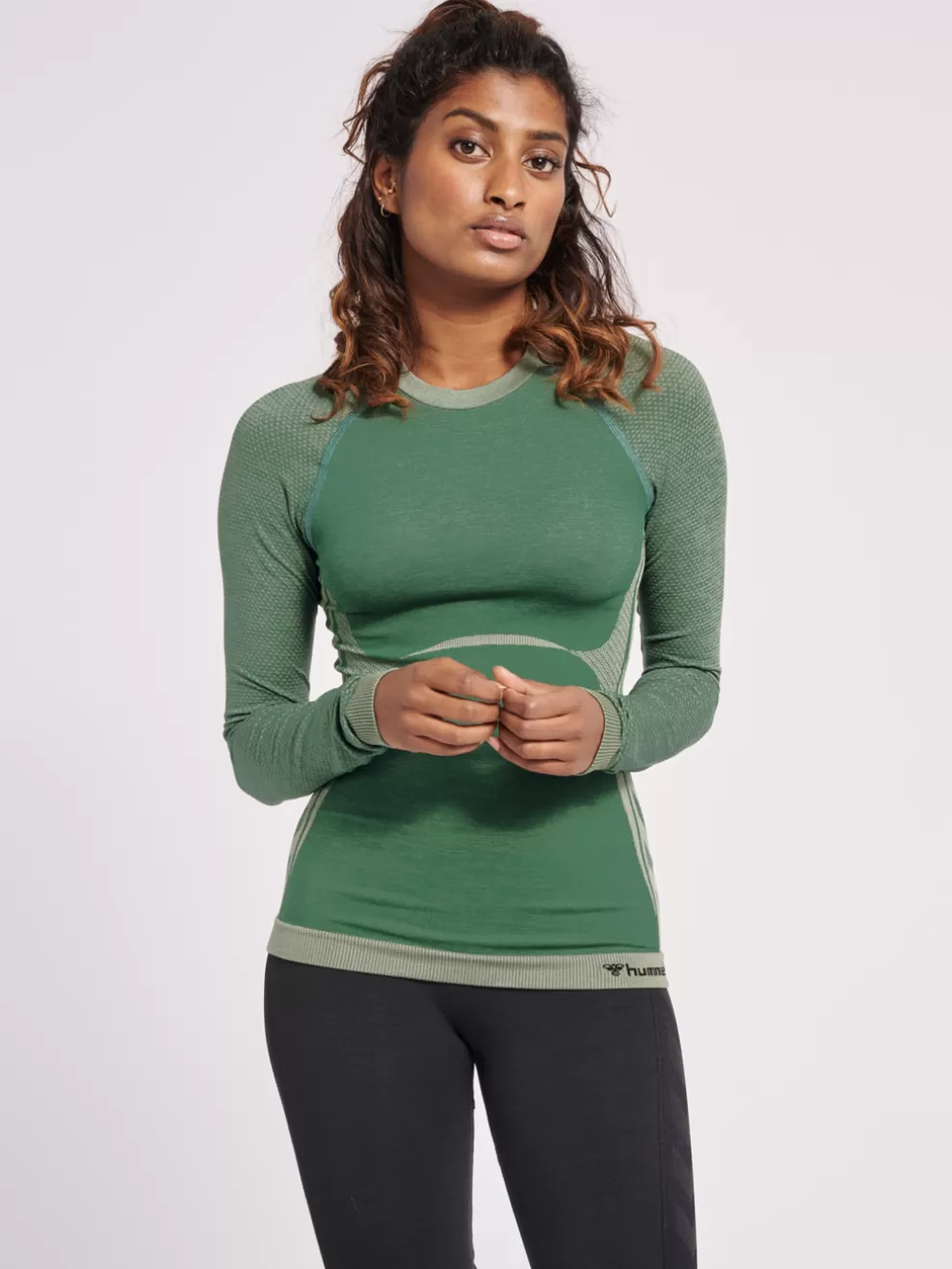 hmlCLEA SEAMLESS TIGHT T-SHIRT L/S*hummel Clearance