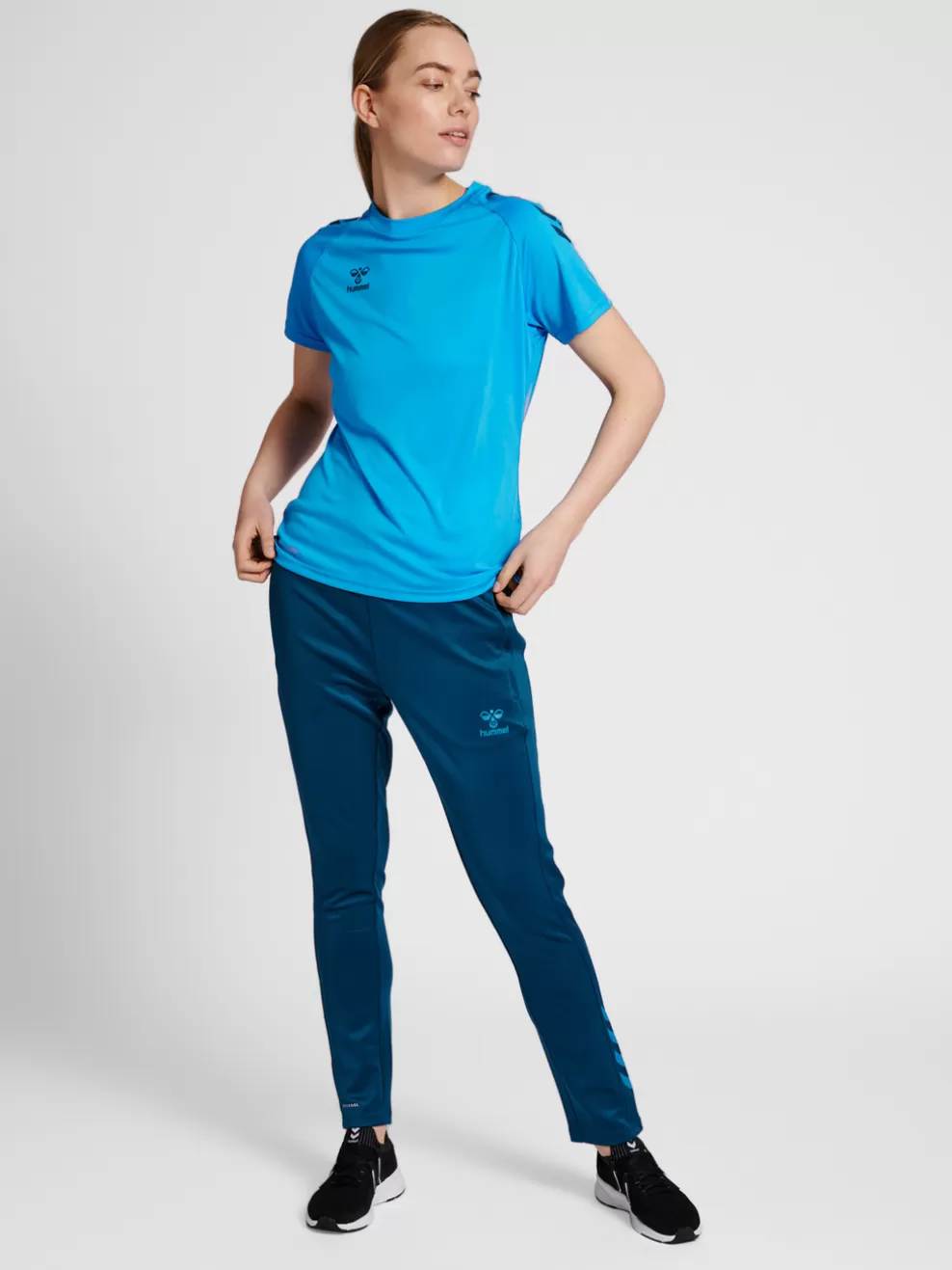 hmlCORE XK CORE POLY TEE S/S WOMAN*hummel Shop