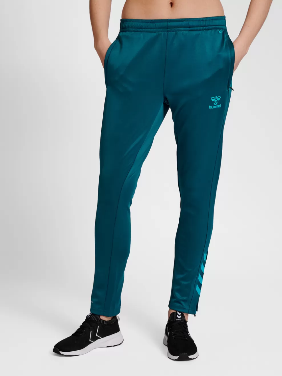 hmlCORE XK POLY PANTS WOMAN*hummel Outlet