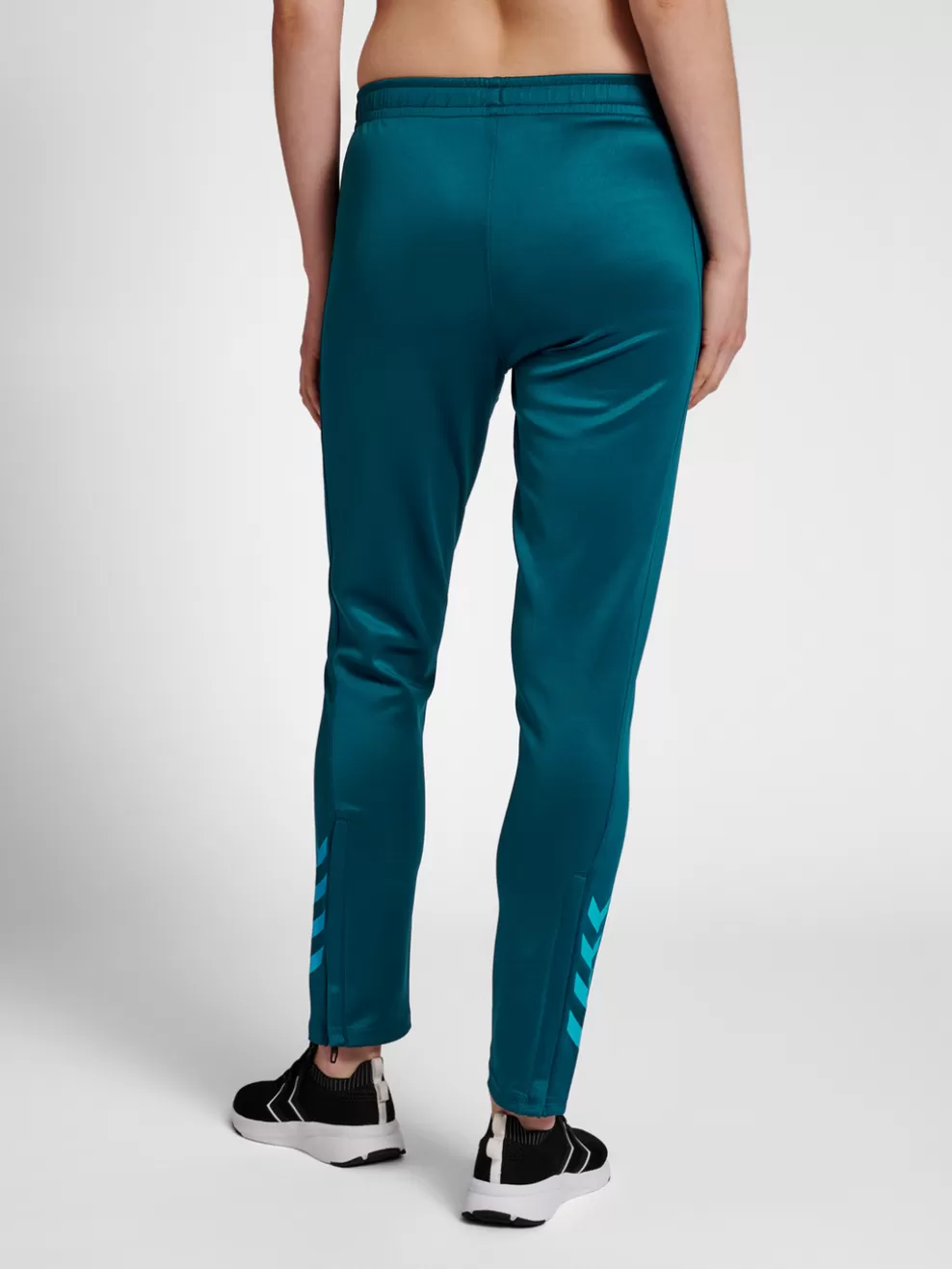 hmlCORE XK POLY PANTS WOMAN*hummel Outlet