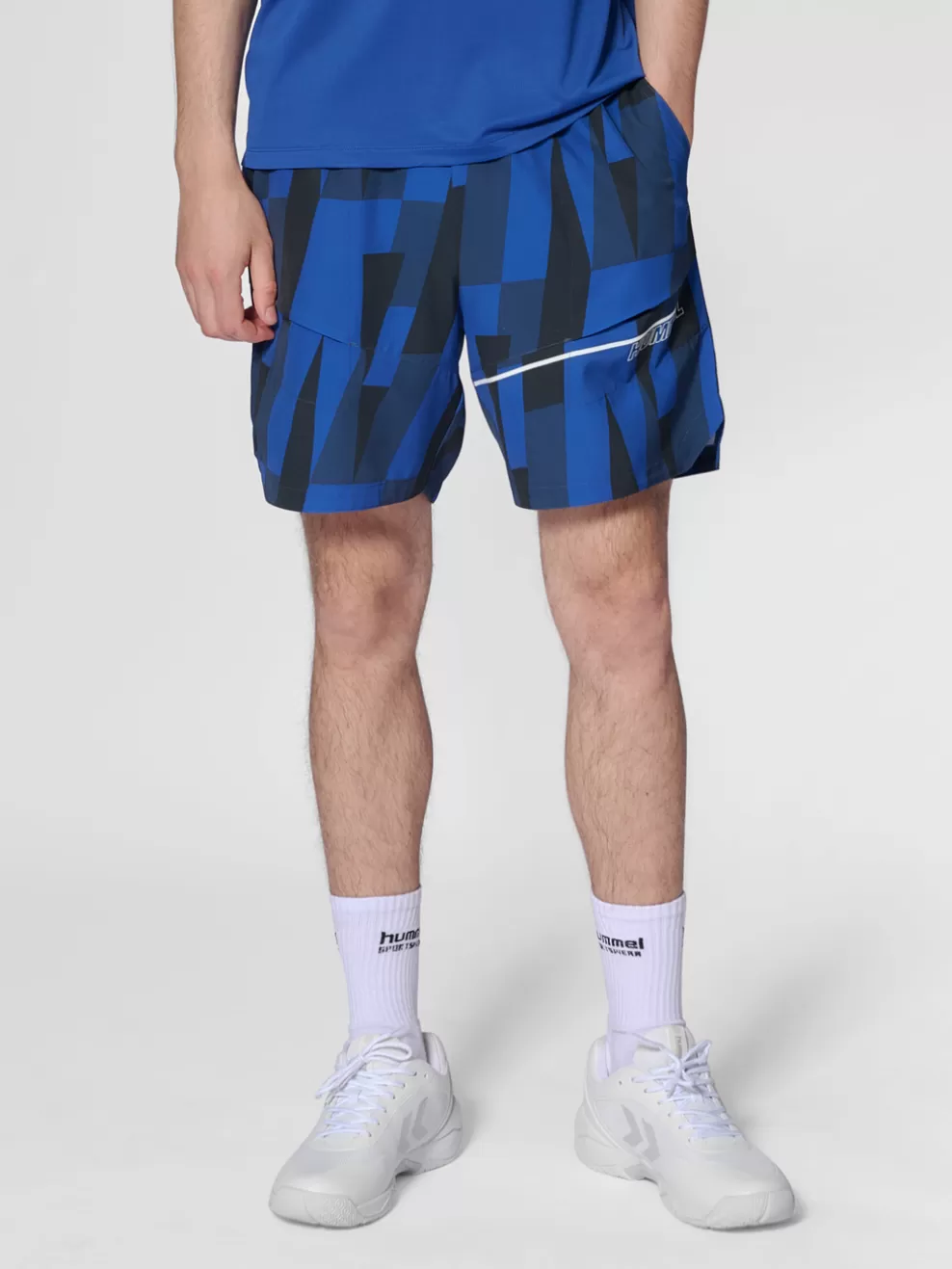 hmlCOURT AOP POCKET SHORTS*hummel Online