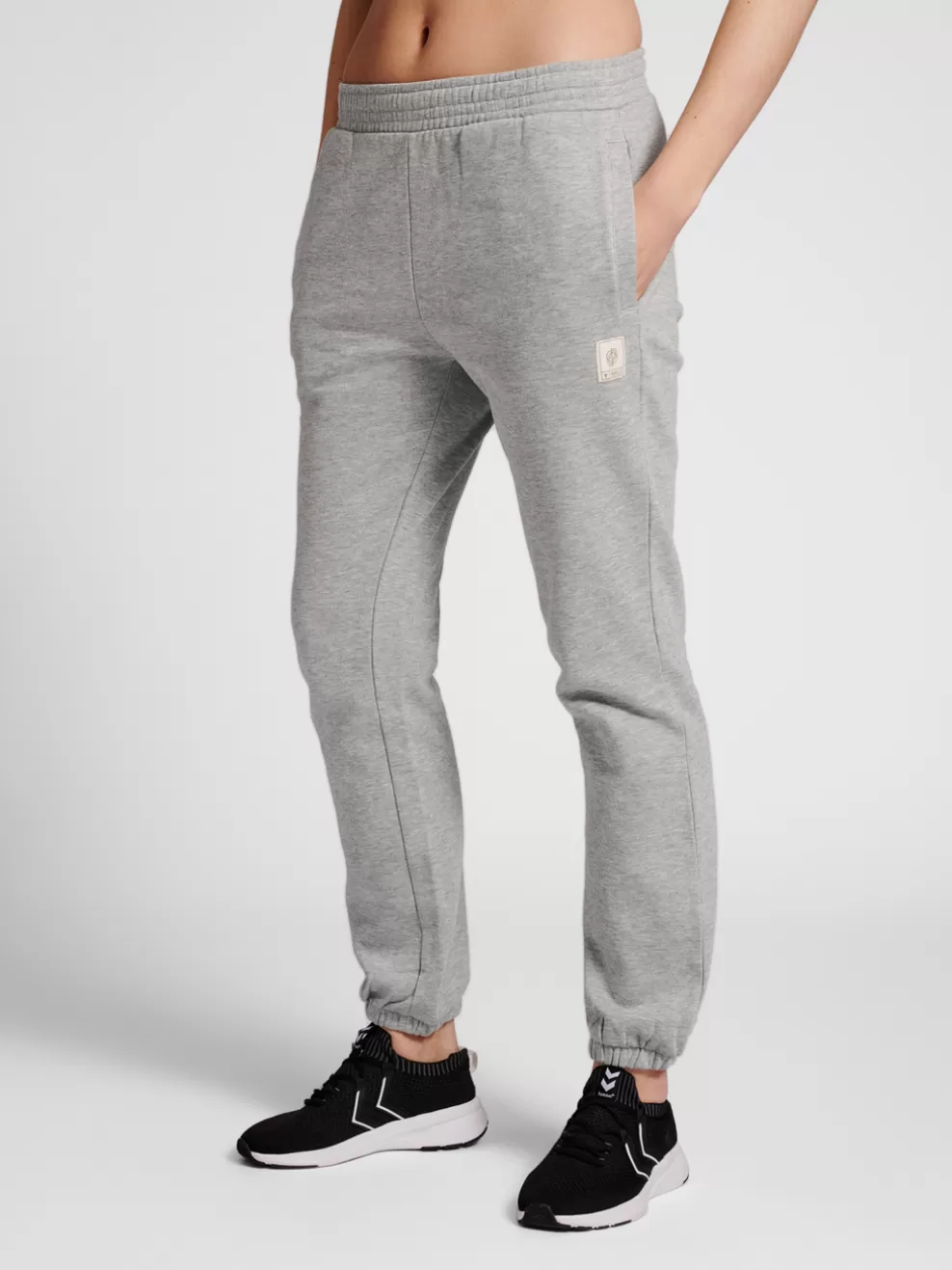 hmlGG12 SWEAT PANTS WOMAN*hummel Sale