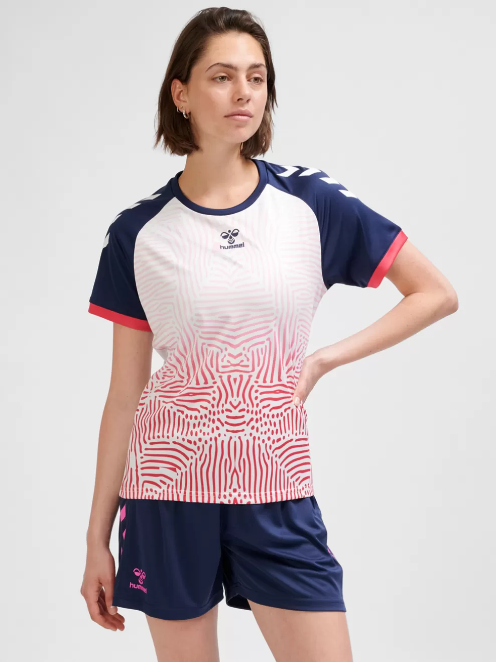 hmlGRAPHIC UNIVERSE JERSEY SS WOMAN*hummel Shop