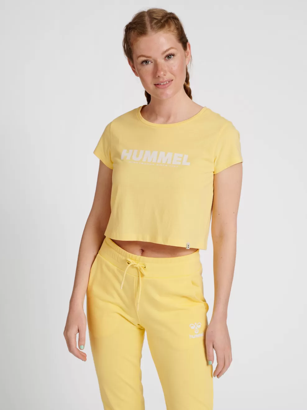 hmlLEGACY WOMAN CROPPED T-SHIRT*hummel Shop