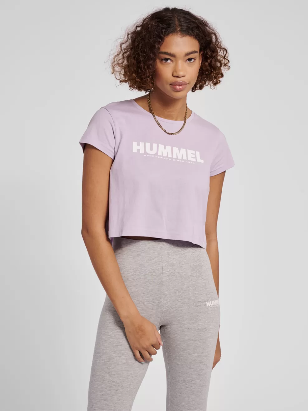 hmlLEGACY WOMAN CROPPED T-SHIRT*hummel Shop