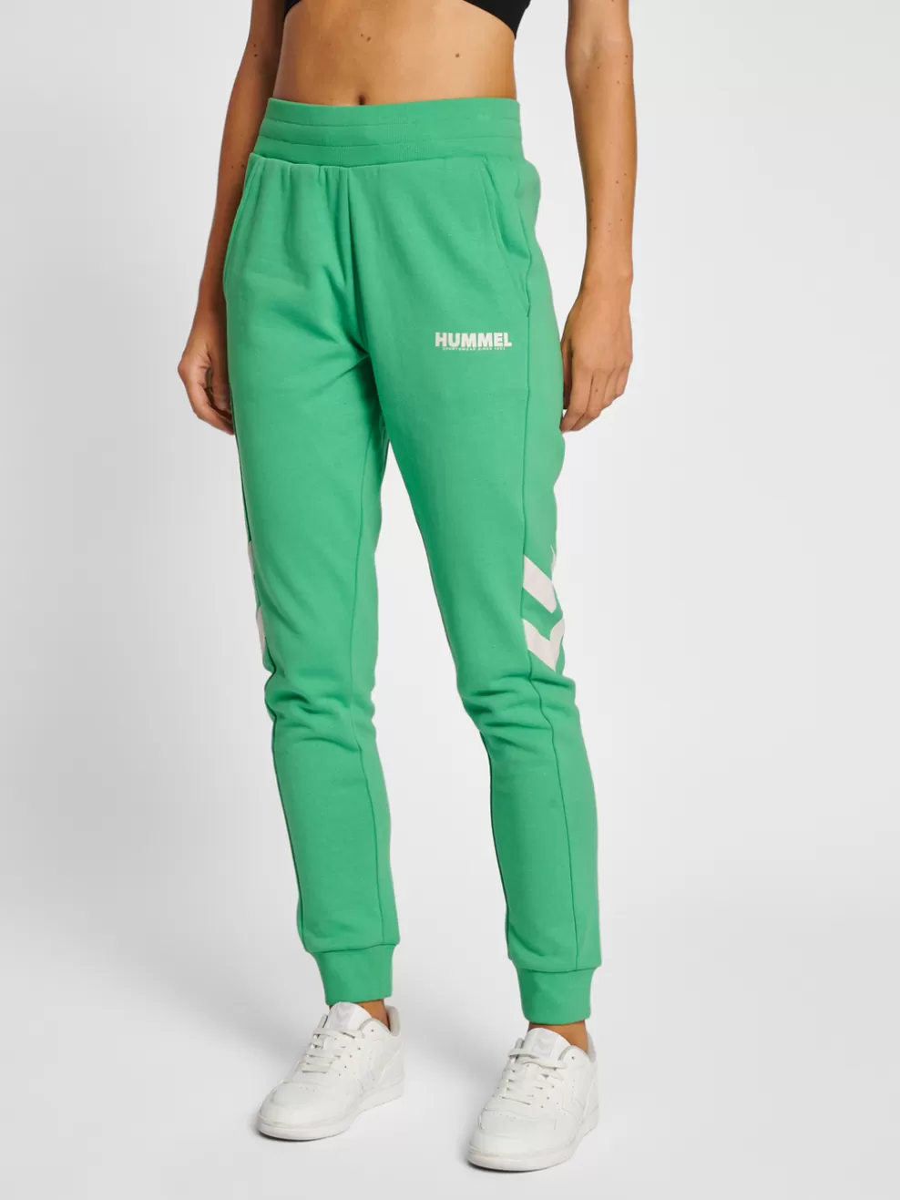 hmlLEGACY WOMAN TAPERED PANTS*hummel Store