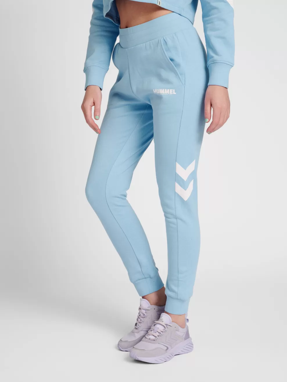 hmlLEGACY WOMAN TAPERED PANTS*hummel Shop