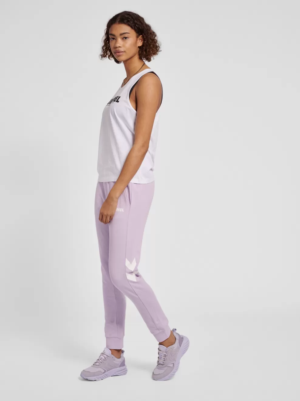 hmlLEGACY WOMAN TAPERED PANTS*hummel Clearance