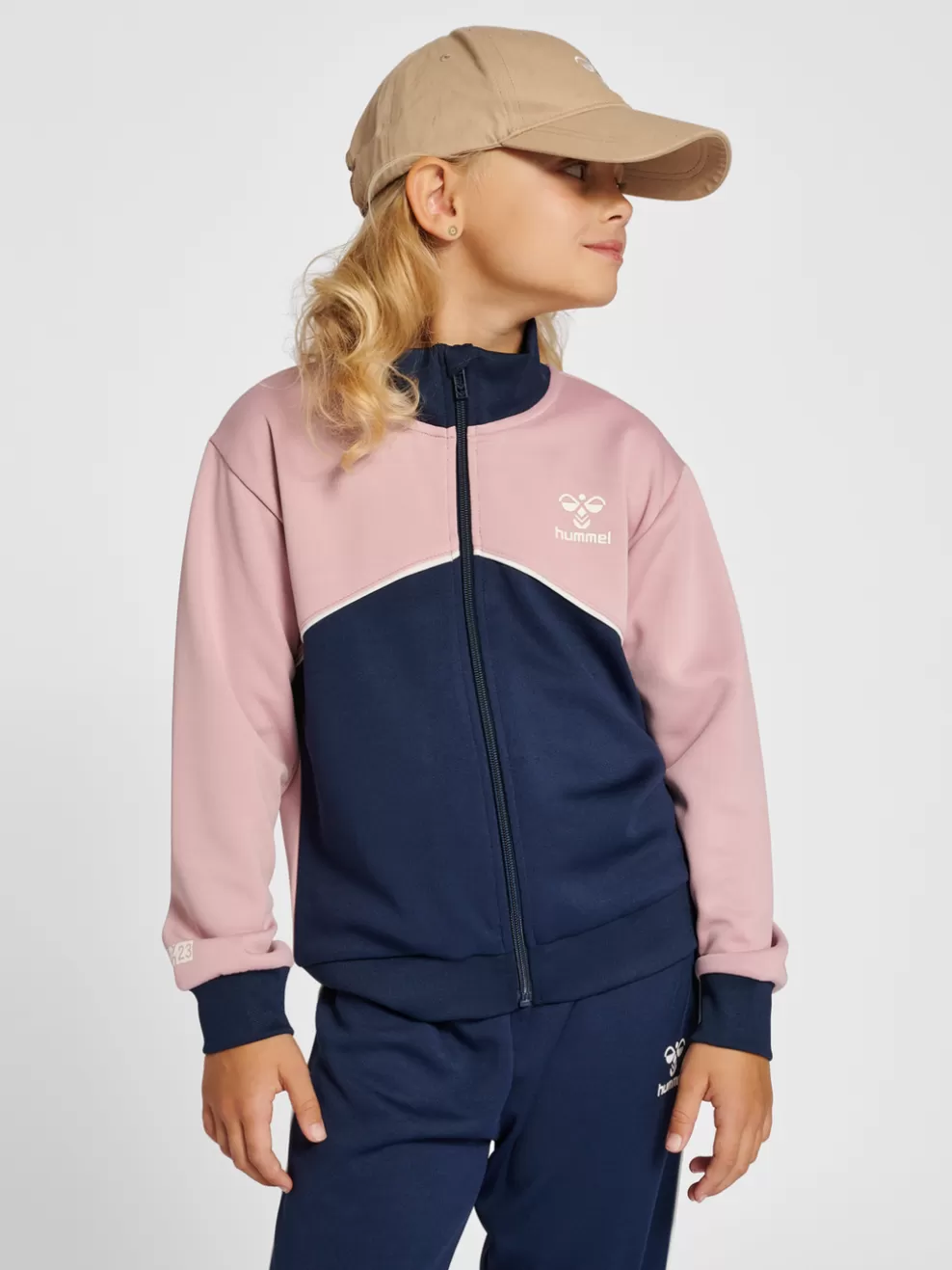 hmlLUBAGO TRACKSUIT*hummel Cheap