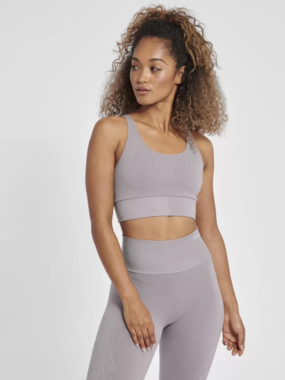 hmlMT FLOW SEAMLESS SPORTS TOP*hummel Online