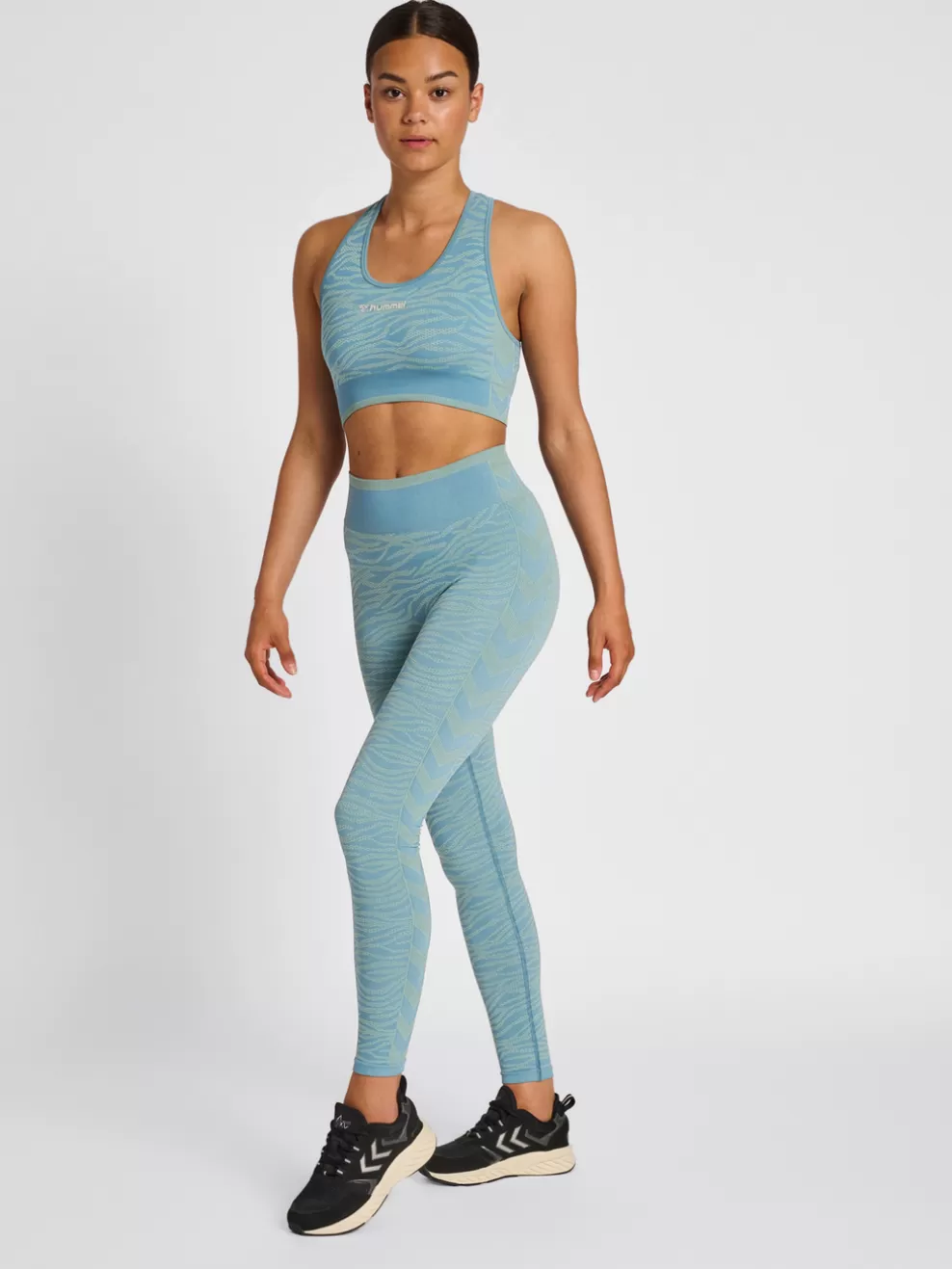 hmlMT SAGA SEAMLESS SPORTS TOP*hummel Flash Sale
