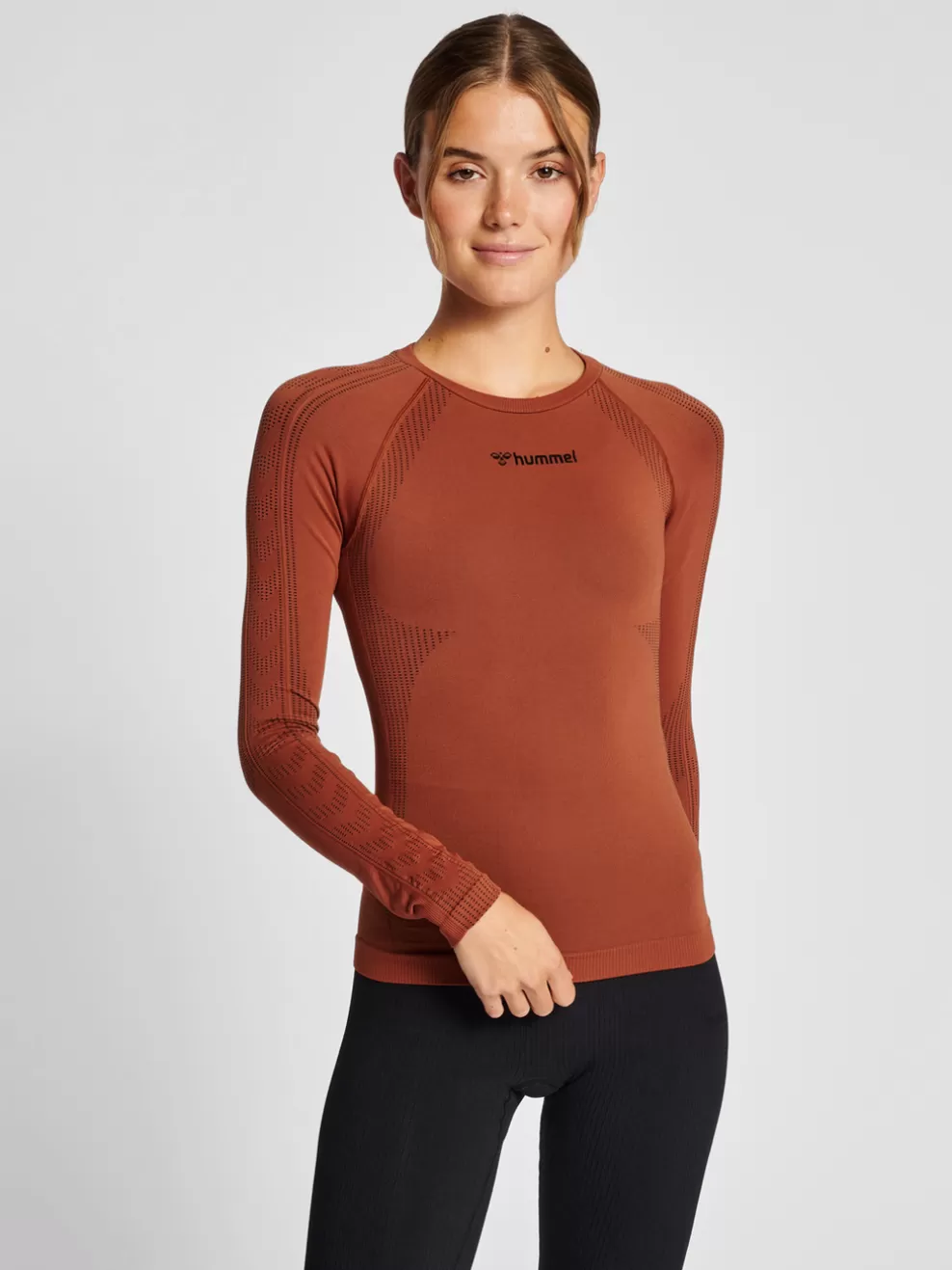 hmlMT SHAPING SEAMLESS T-SHIRT L/S*hummel Flash Sale