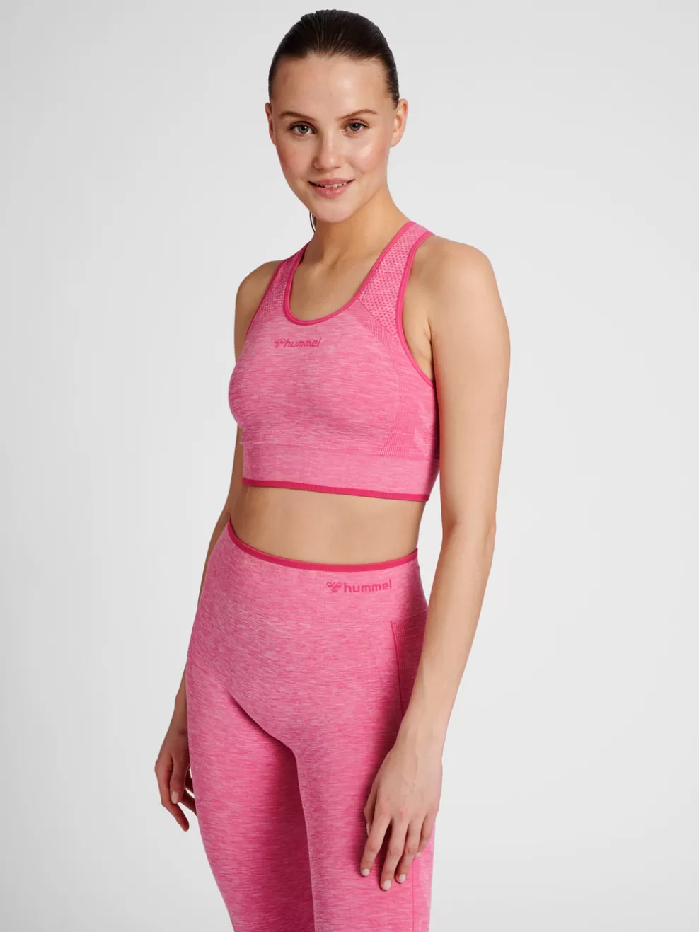 hmlMT UNA SEAMLESS SPORTS TOP*hummel Flash Sale