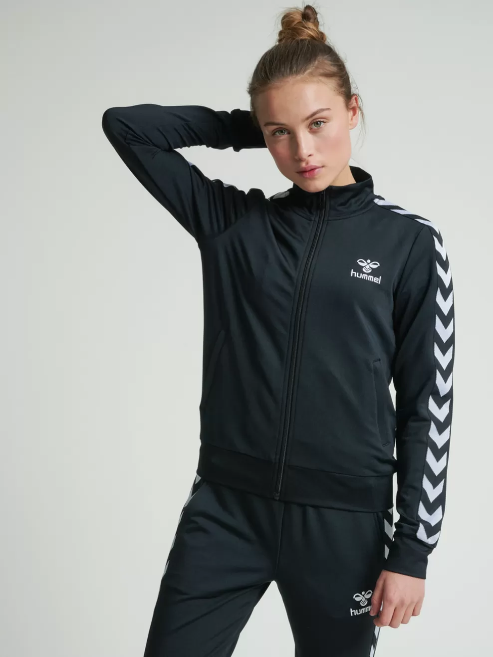 hmlNELLY 2.0 ZIP JACKET*hummel Cheap