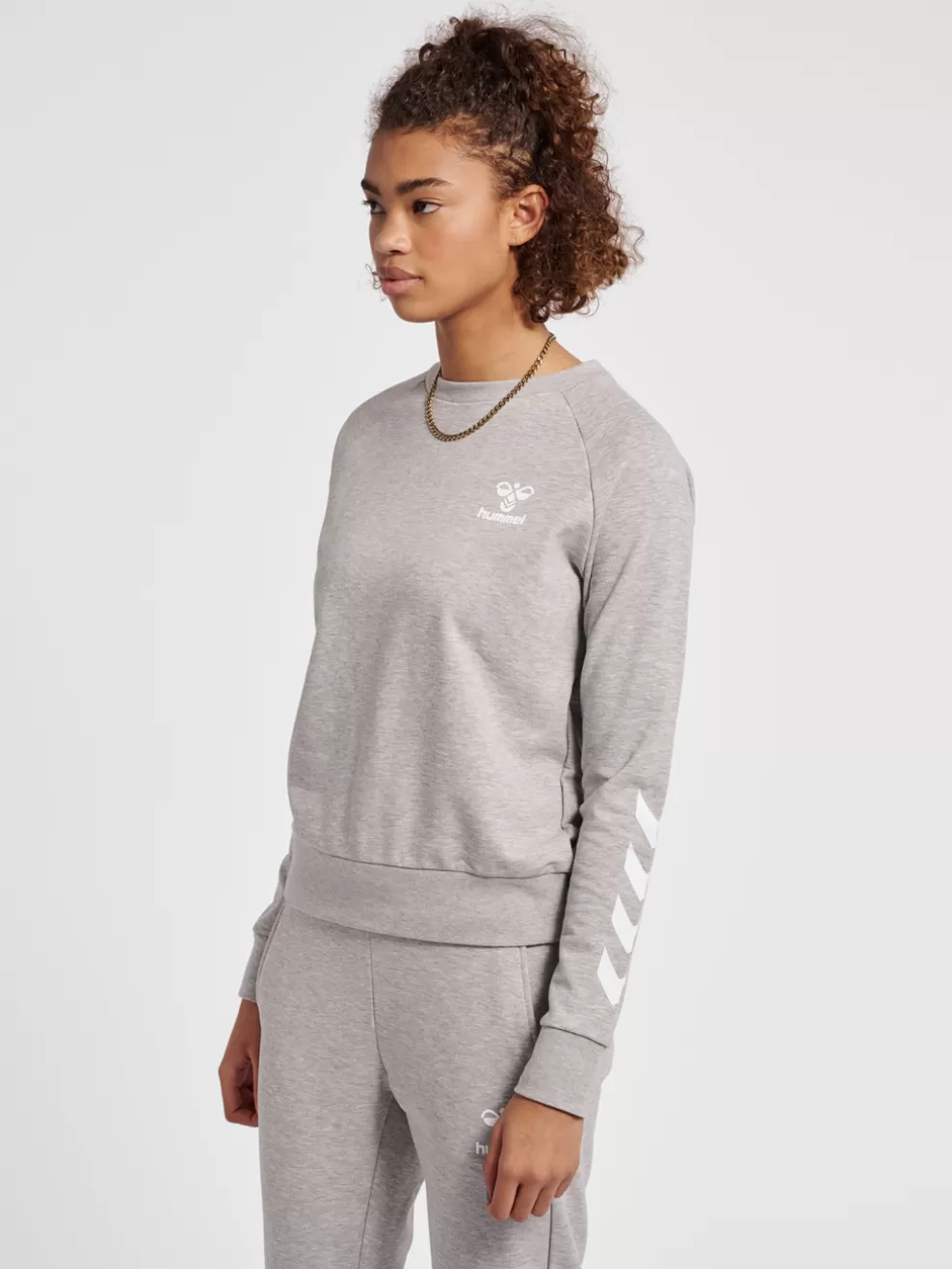 hmlNONI 2.0 SWEATSHIRT*hummel Store