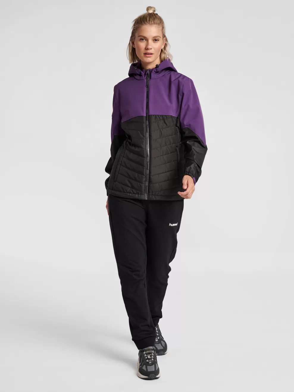 hmlNORTH HYBRID JACKET WOMAN*hummel Best