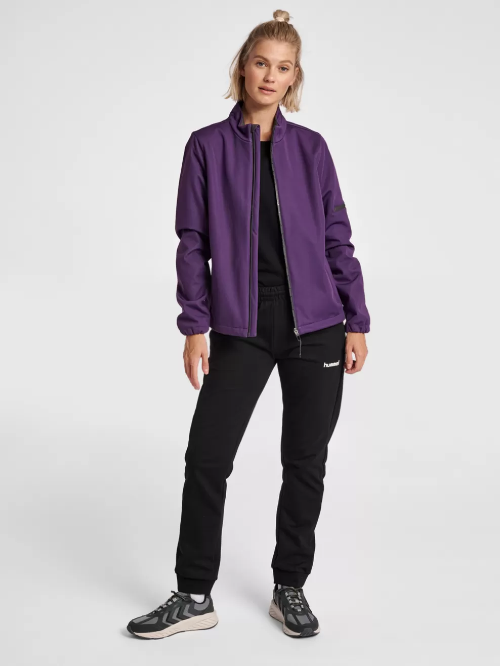 hmlNORTH SOFTSHELL JACKET WOMAN*hummel Hot