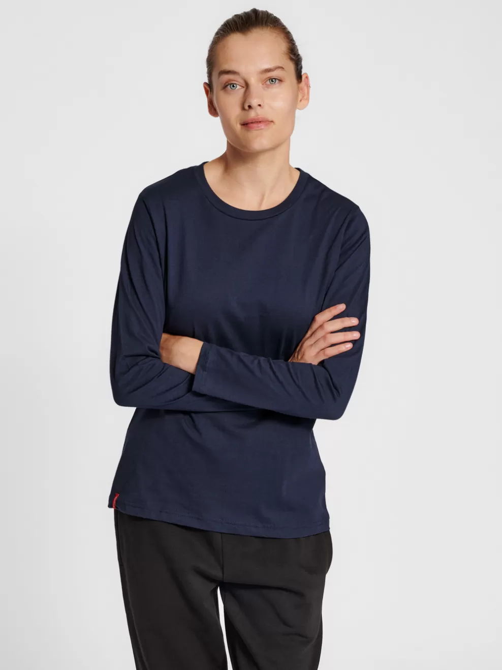 hmlRED BASIC T-SHIRT L/S WOMAN*hummel Outlet