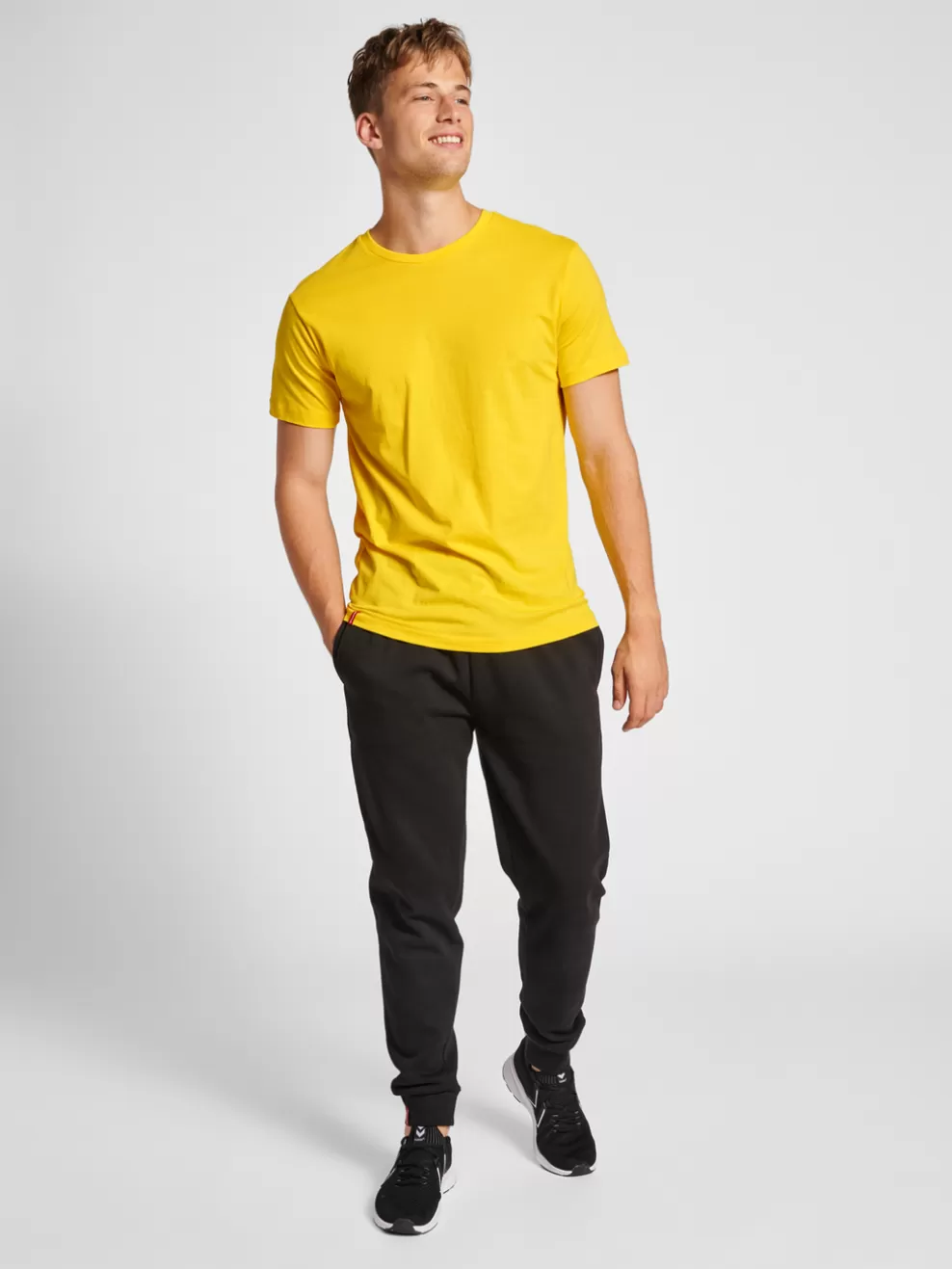 hmlRED BASIC T-SHIRT S/S*hummel Store