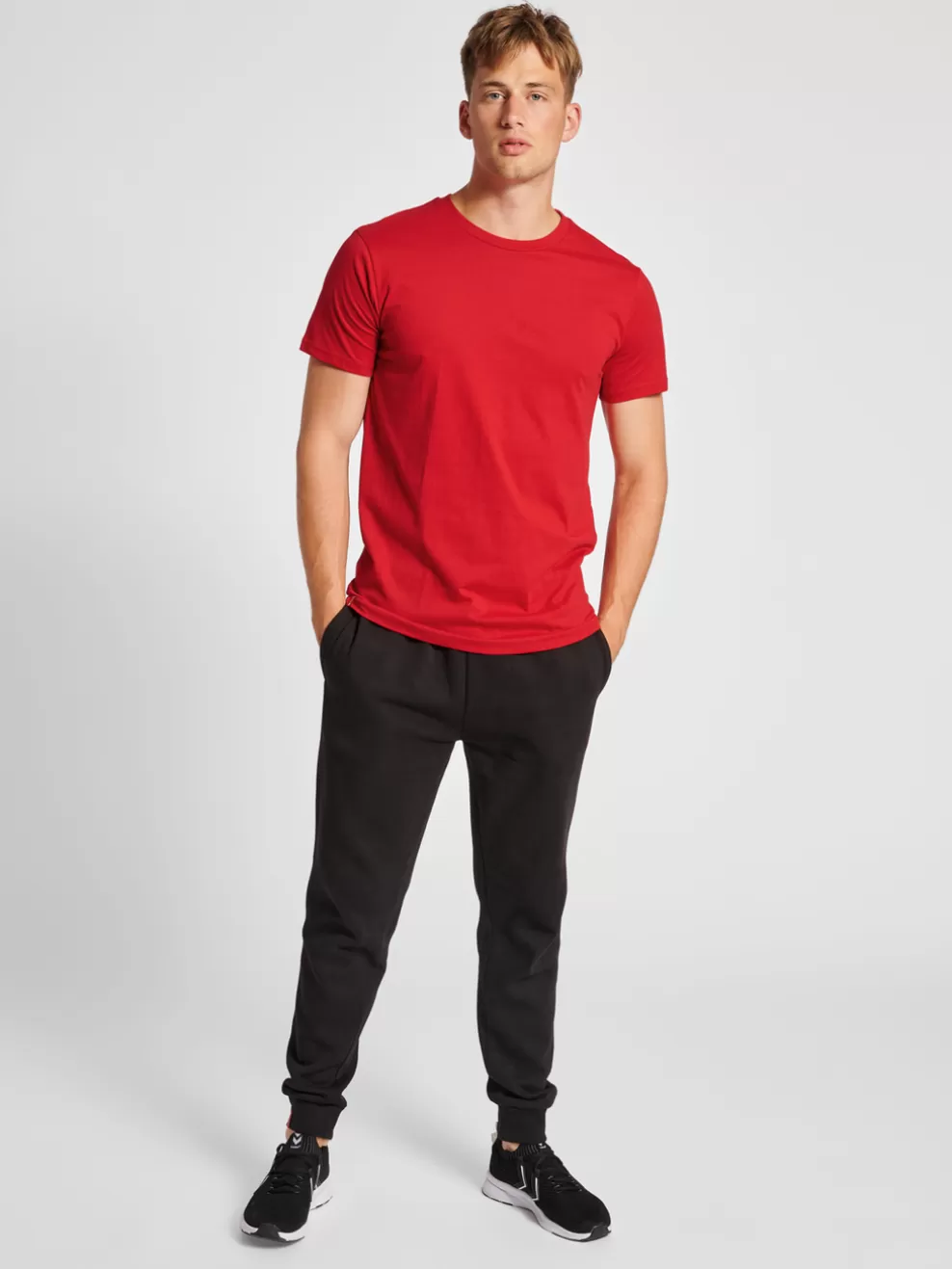 hmlRED BASIC T-SHIRT S/S*hummel Online