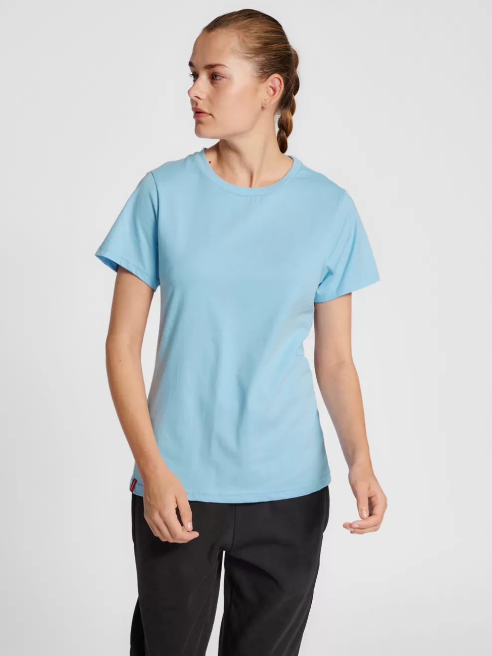 hmlRED BASIC T-SHIRT S/S WOMAN*hummel Sale