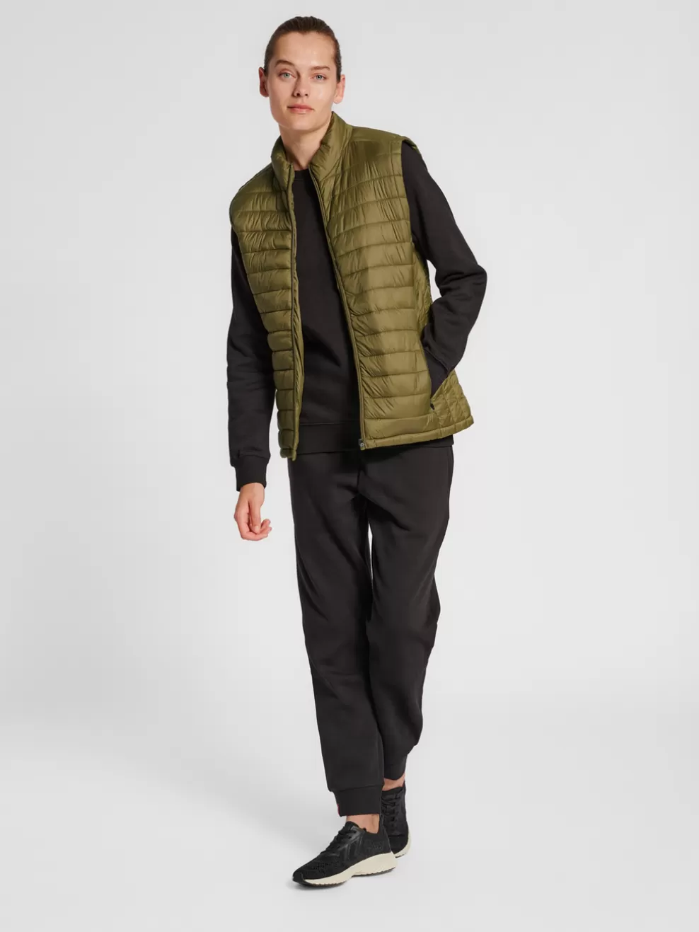 hmlRED QUILTED WAISTCOAT WOMAN*hummel Store