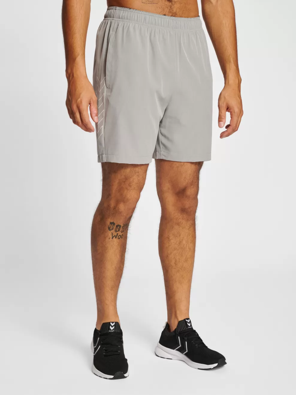 hmlTE BASE WOVEN SHORTS*hummel Clearance