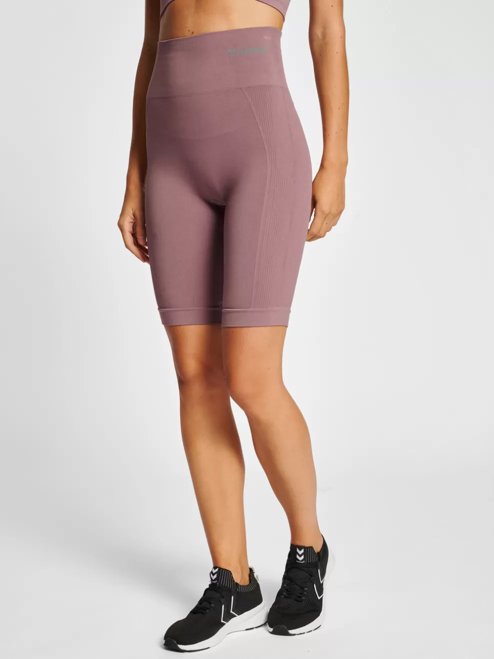 hmlTIF SEAMLESS CYLING SHORTS*hummel Shop