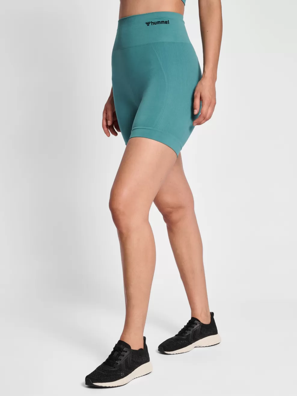 hmlTIF SEAMLESS SHORTS*hummel Discount