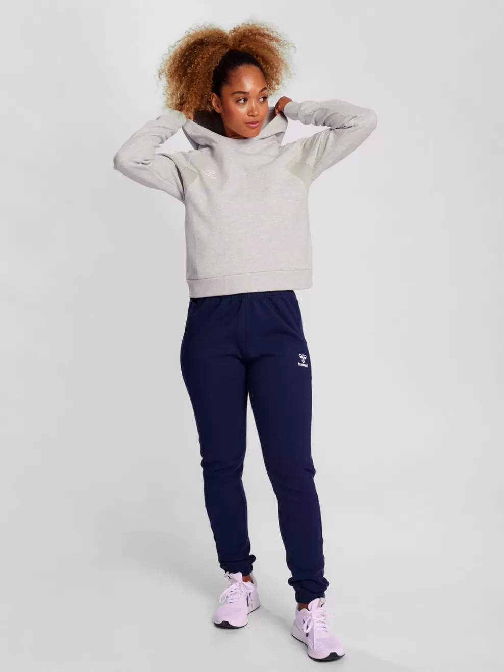 hmlTRAVEL SWEAT HOODIE WOMAN*hummel Discount