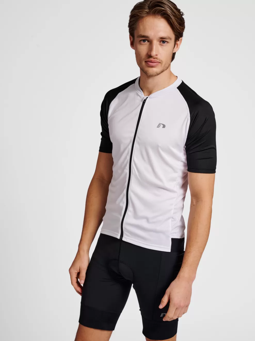 MENS CORE BIKE JERSEY*hummel Fashion