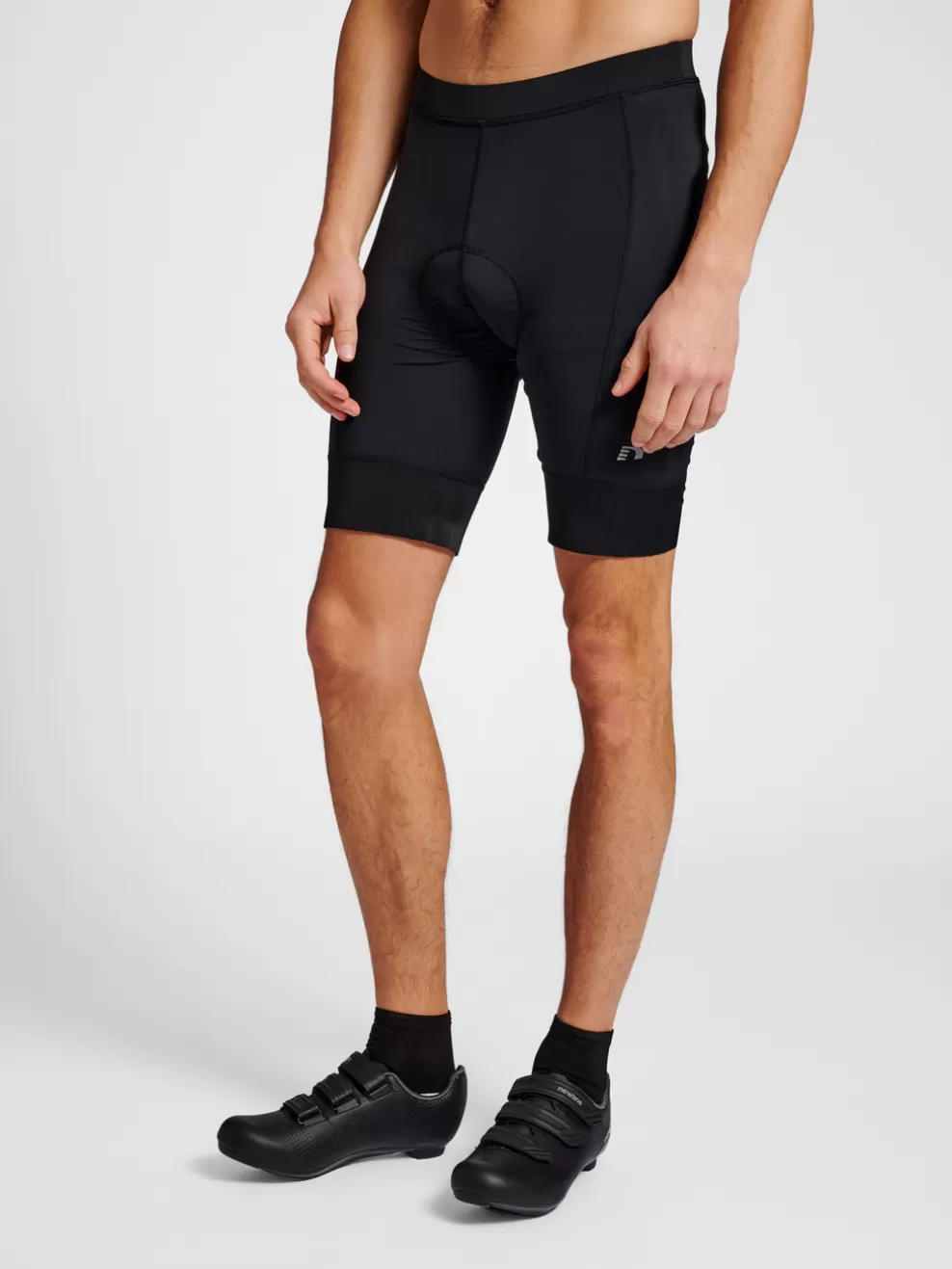 MENS CORE BIKE PANEL SHORTS*hummel Best