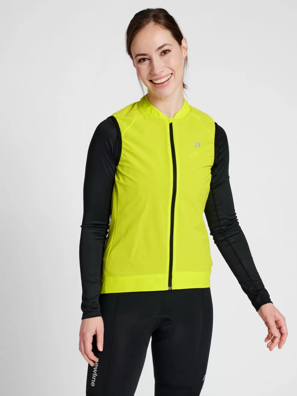 WOMENS CORE BIKE GILET*hummel Sale