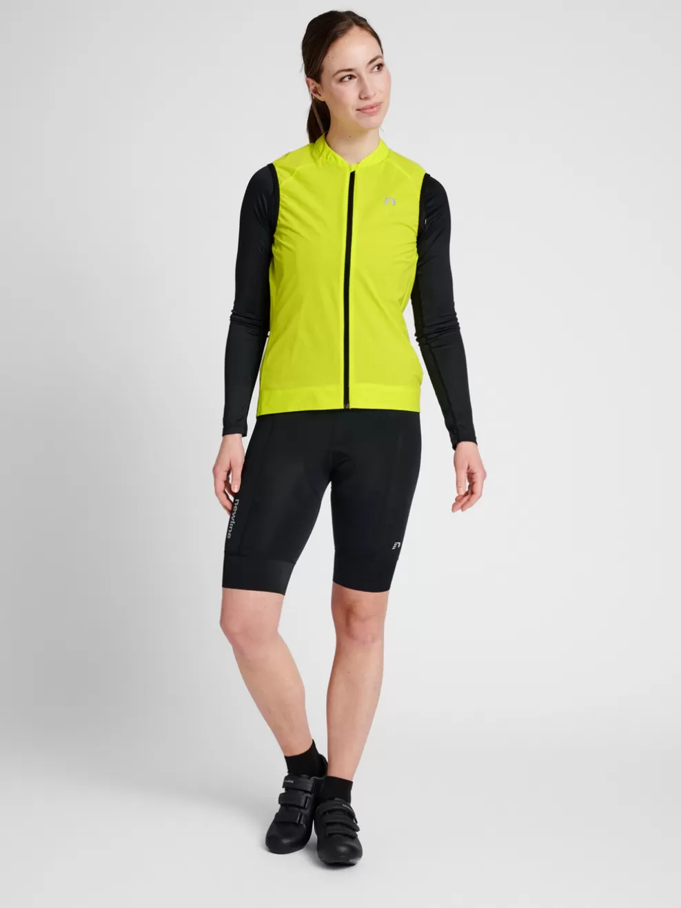 WOMENS CORE BIKE GILET*hummel Sale