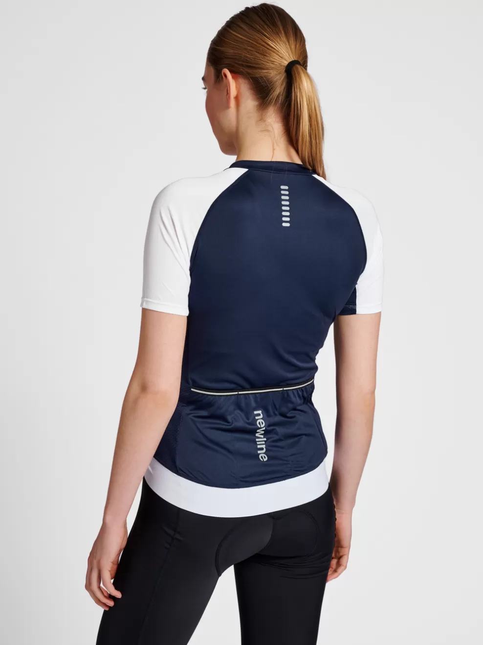 WOMENS CORE BIKE JERSEY*hummel Best