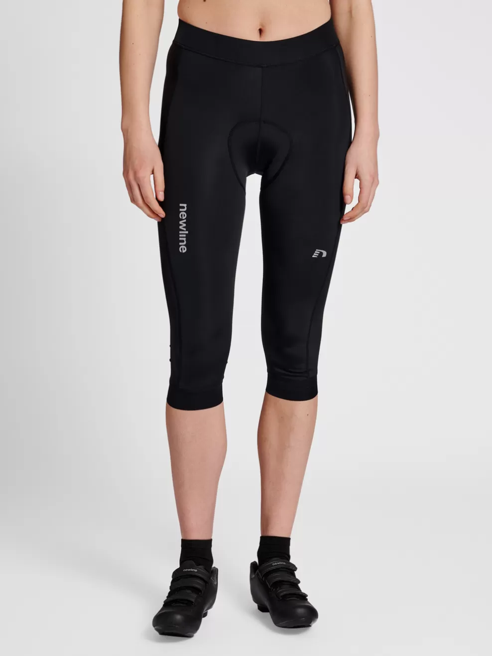 WOMENS CORE BIKE KNEE PANTS*hummel Hot